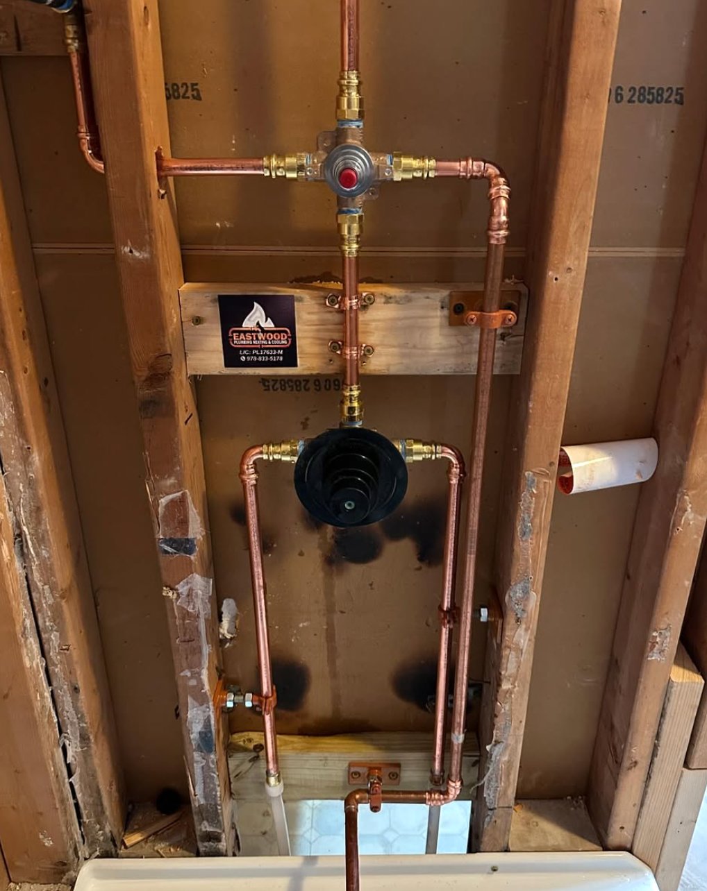 Shower valve rough-in plumbing with copper piping